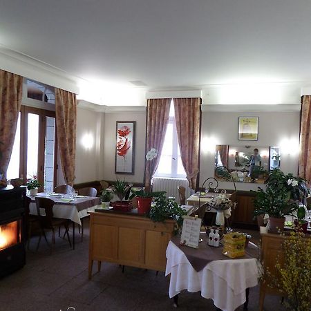 Hotel La Vie En Rose Le Brugeron Exteriér fotografie